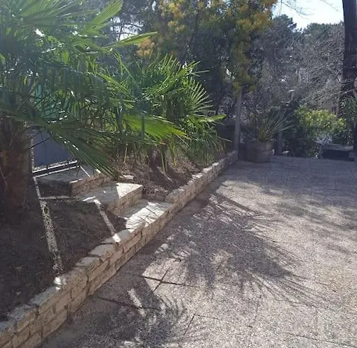 Maison Au Dessus Du De Сasa de vacaciones